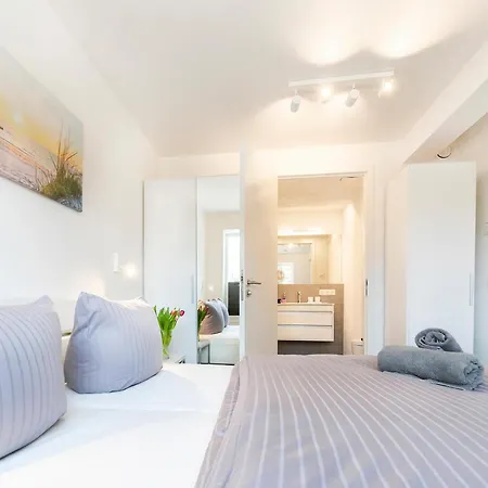 Prora - Ferienwohnung Mit Balkon Und Waschmaschine - Duenenheide 2,1 아파트 *